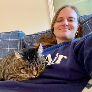 Meet your Posher, Avery